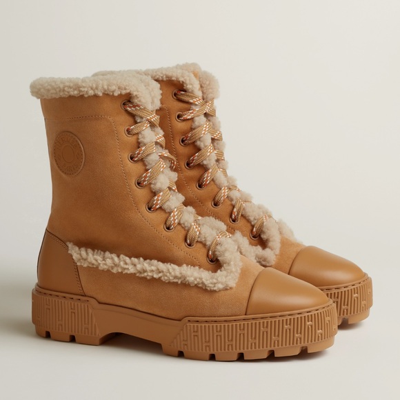 Hermes Shoes - NIB Hermes Fresh Shearling Women’s Ankle Boot Miel Beige Tan US 8